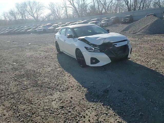 2021 Nissan Maxima - Image 13