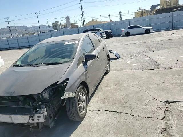 2011 Toyota Prius - Image 11