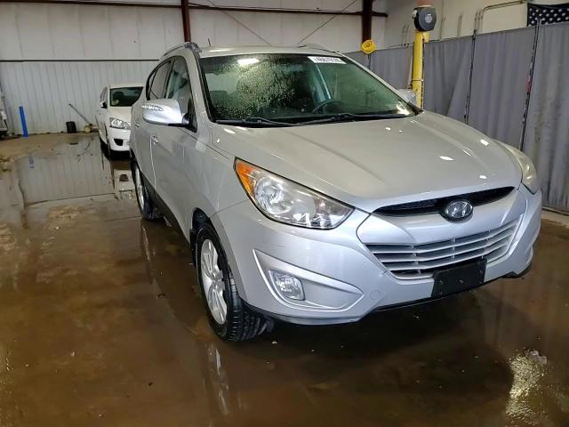 2013 Hyundai Tucson - Image 14