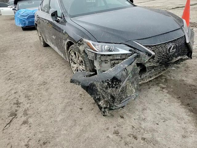 2022 Lexus ES - Image 11
