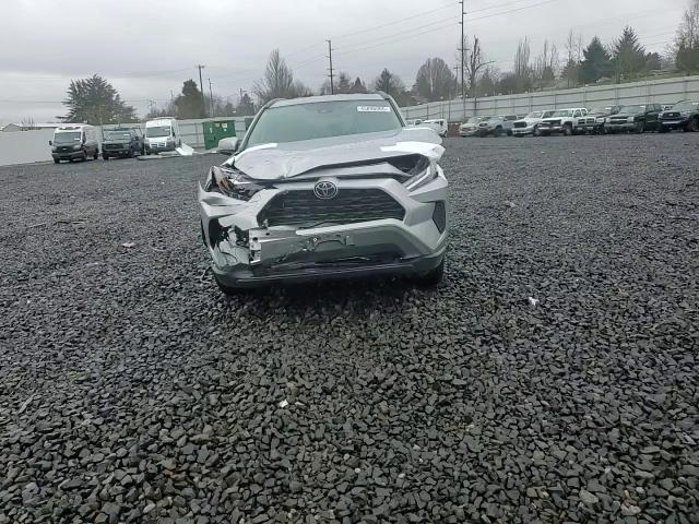 2023 Toyota RAV 4 - Image 11
