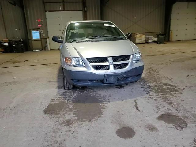2004 Dodge Caravan - Image 12