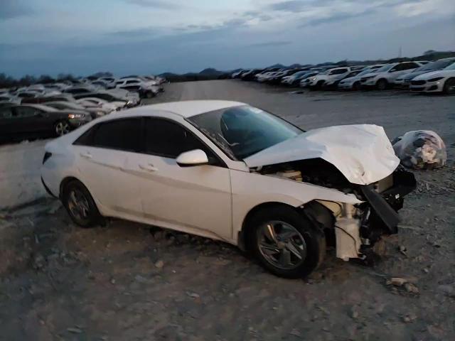 2024 Hyundai Elantra - Image 11