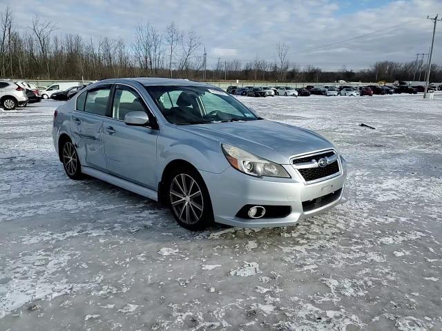 2014 Subaru Legacy - Image 13