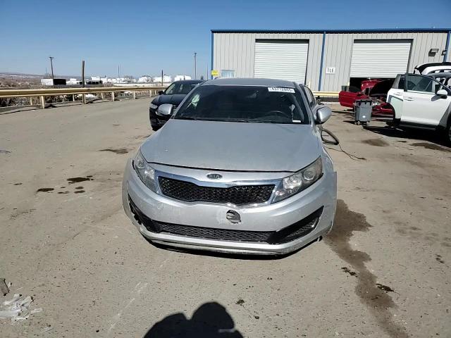 2011 Kia Optima - Image 11