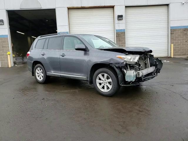 2013 Toyota Highlander - Image 13