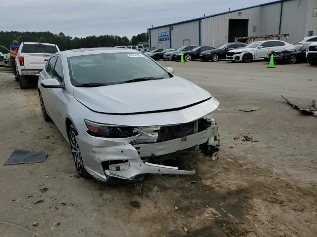 2017 Chevrolet Malibu - Image 10