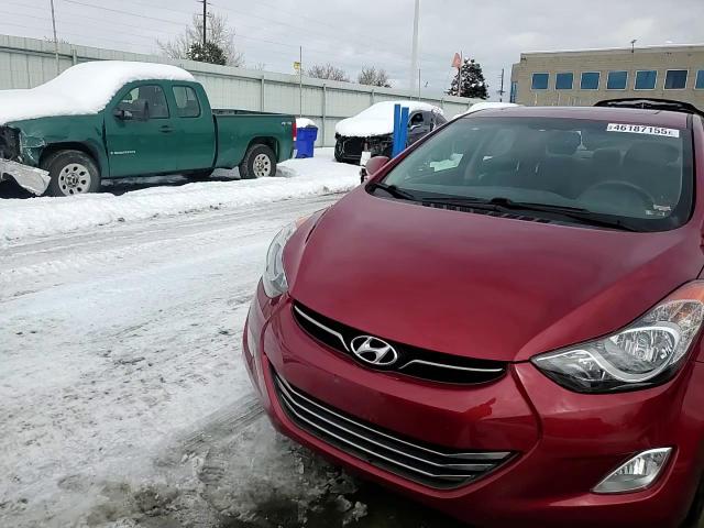 2013 Hyundai Elantra - Image 13