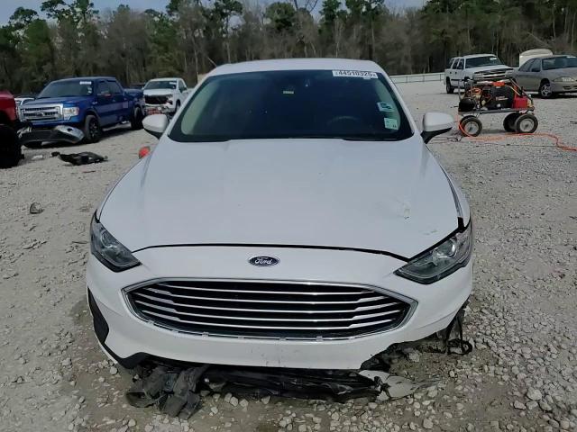 2020 Ford Fusion - Image 13