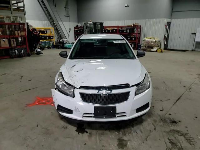 2013 Chevrolet Cruze - Image 11