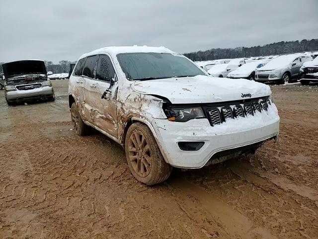 2019 Jeep Grand Cherokee - Image 11