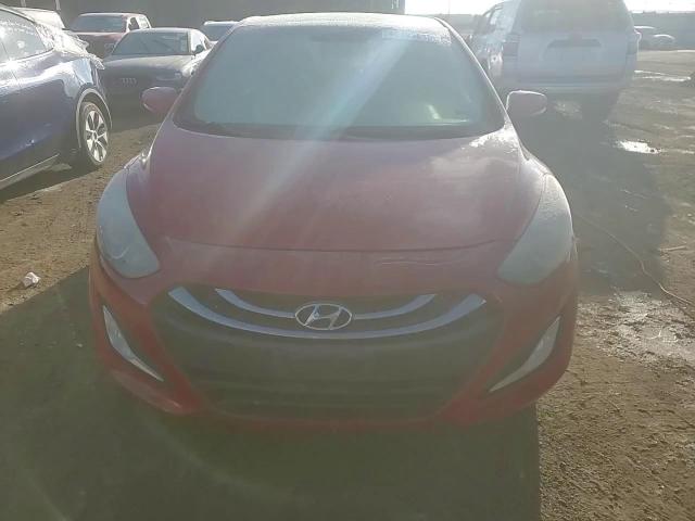 2013 Hyundai Elantra - Image 11