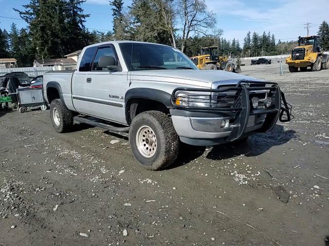 2001 Dodge RAM - Image 10
