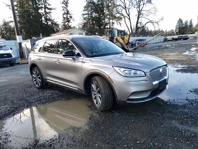 2020 Lincoln Corsair - Image 11