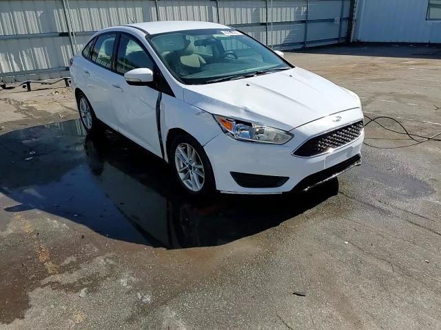 2016 Ford Focus - Image 13