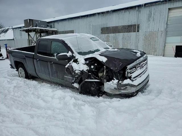 2016 GMC Sierra - Image 11