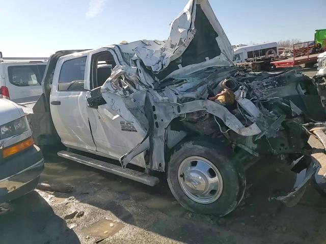 2017 RAM 3500 - Image 14