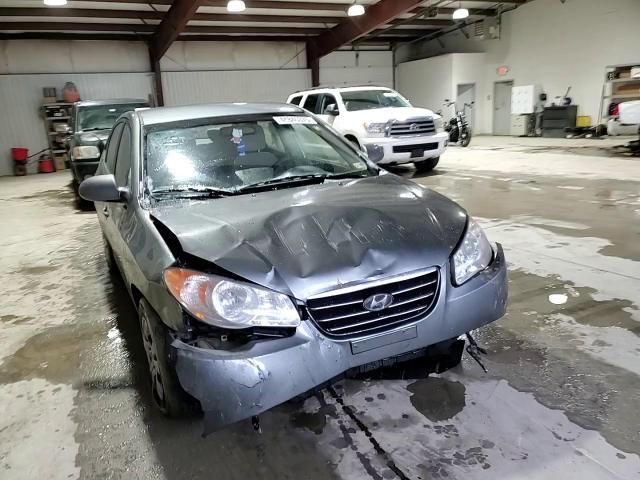 2010 Hyundai Elantra - Image 11