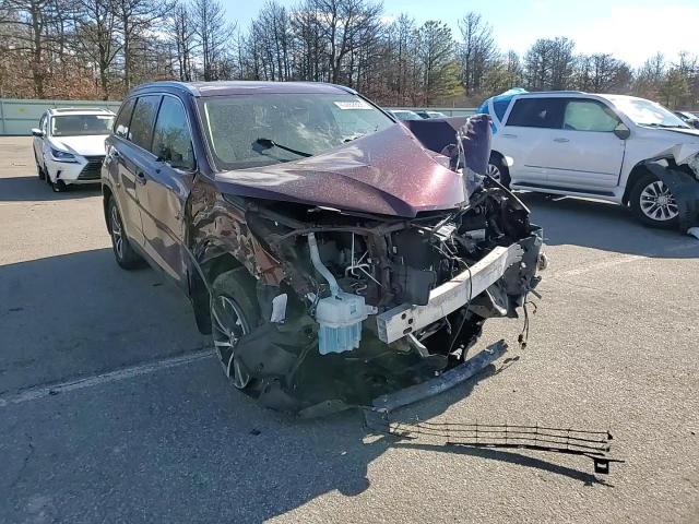 2017 Toyota Highlander - Image 12