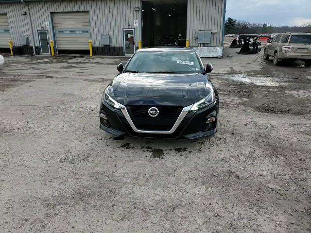2019 Nissan Altima - Image 14