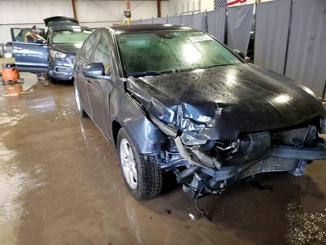 2016 Chevrolet Cruze - Image 14