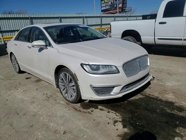 2019 Lincoln MKZ - Image 10