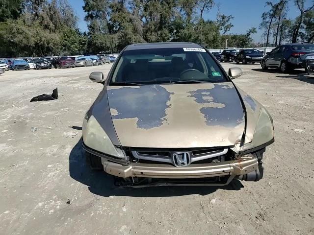 2004 Honda Accord - Image 11