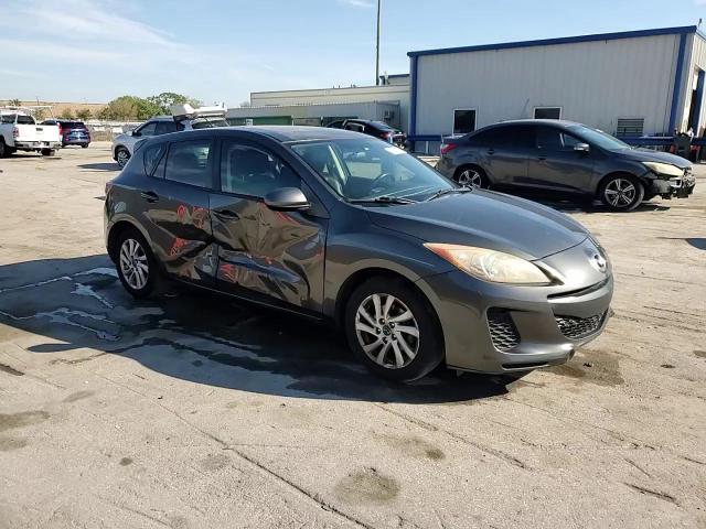 2013 Mazda 3 - Image 13