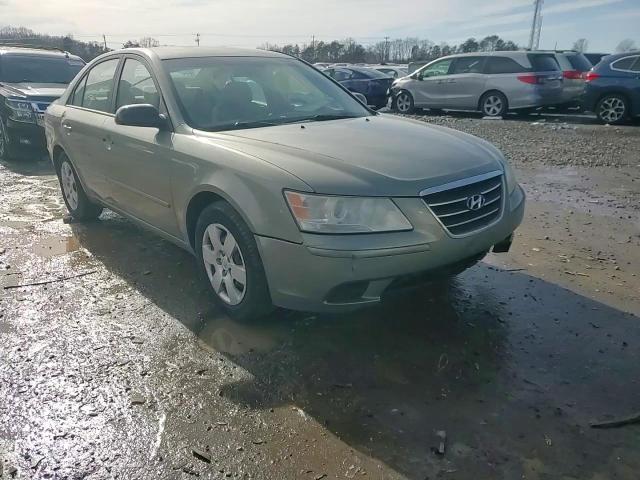 2009 Hyundai Sonata - Image 10