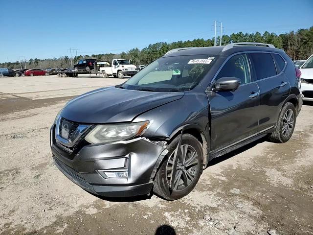 2017 Nissan Rogue - Image 11