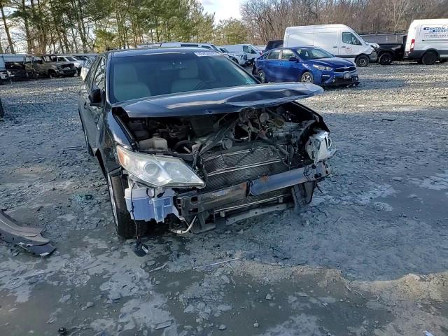 2014 Toyota Camry - Image 11