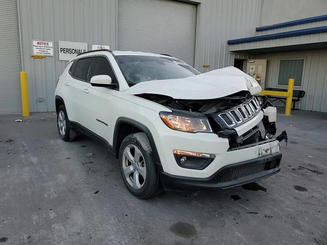 2019 Jeep Compass - Image 11