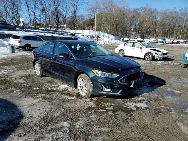 2020 Ford Fusion - Image 11