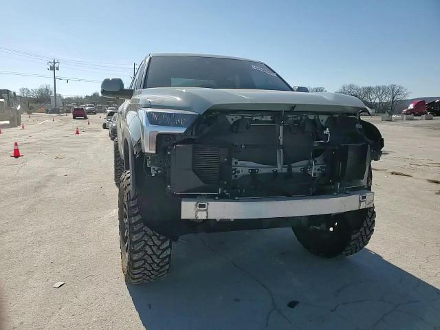 2022 Toyota Tundra - Image 11