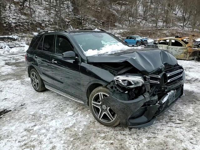 2018 Mercedes-Benz GLE - Image 12