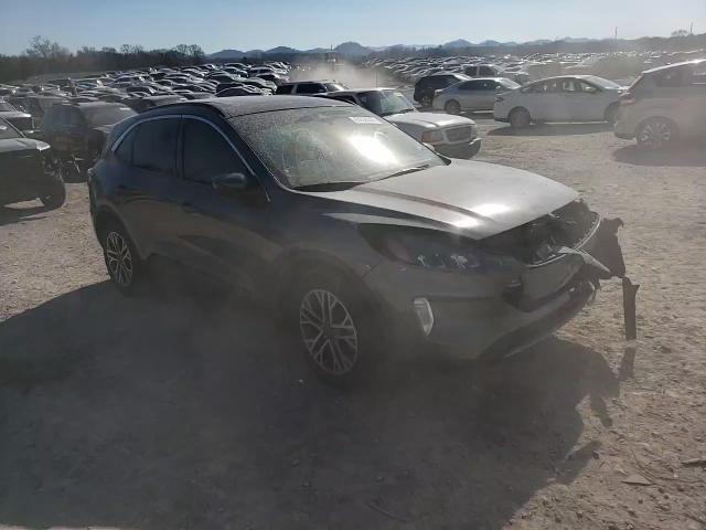 2022 Ford Escape - Image 12