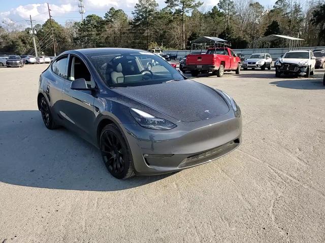 2023 Tesla Model Y VIN: 7SAYGDEE5PF761194 Lot: 43825705