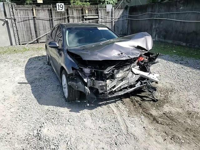 2019 Toyota Camry - Image 11