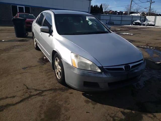 2007 Honda Accord - Image 10