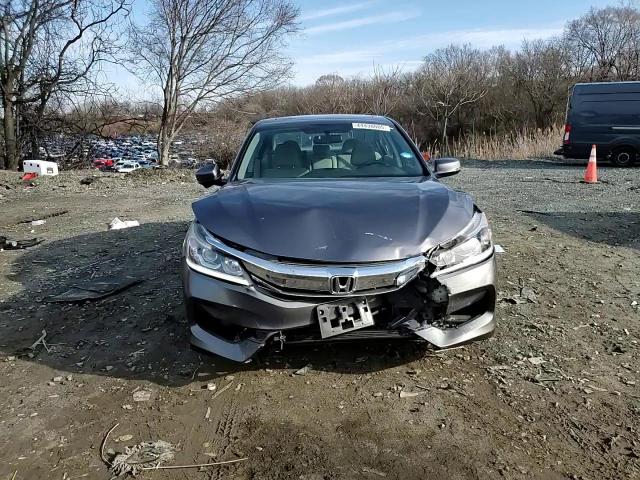 2017 Honda Accord - Image 11