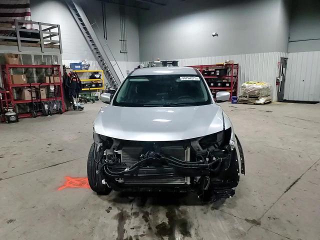 2017 Nissan Rogue - Image 11