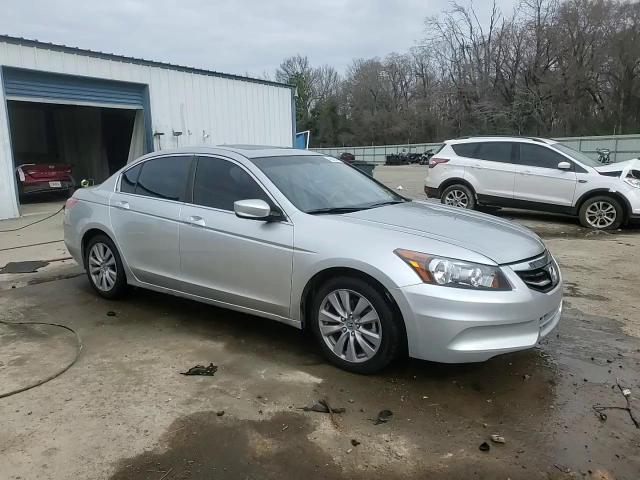 2012 Honda Accord - Image 13