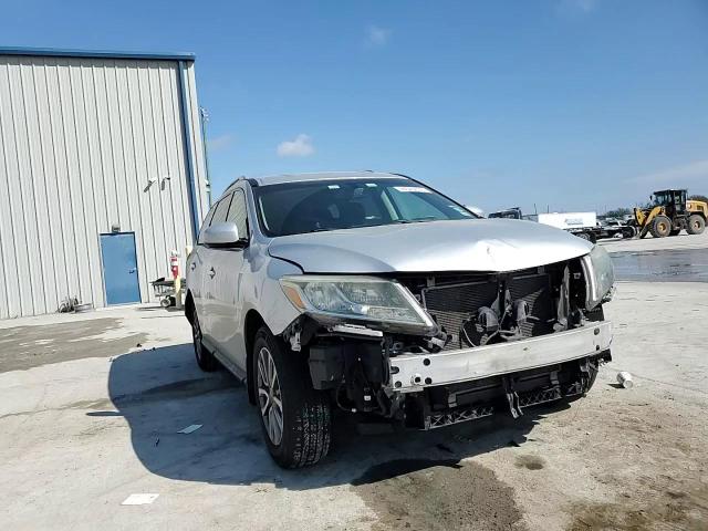 2015 Nissan Pathfinder - Image 12