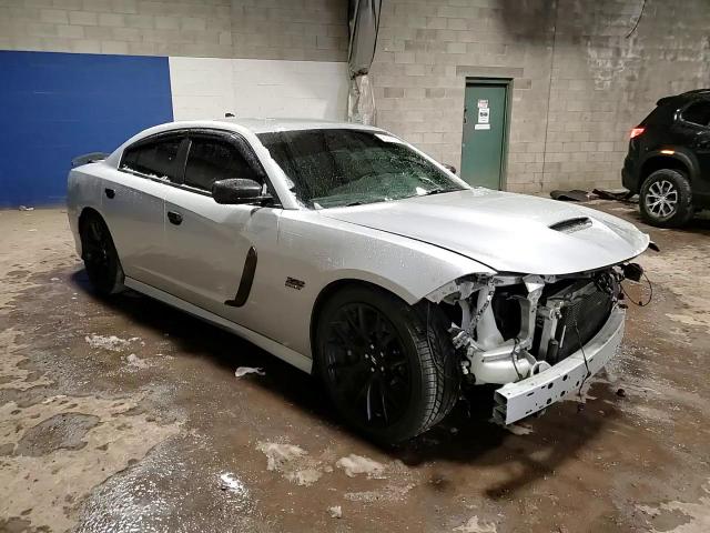 2019 Dodge Charger - Image 13