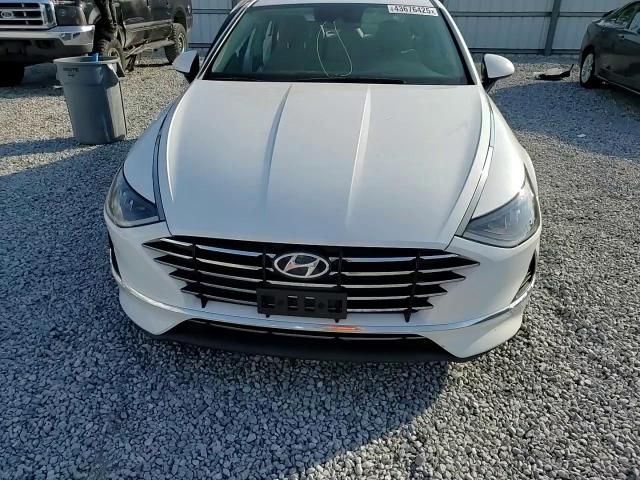 2021 Hyundai Sonata - Image 11