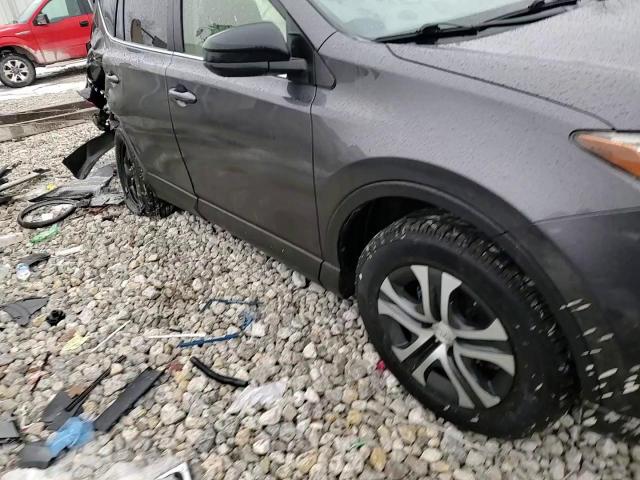 2018 Toyota RAV 4 - Image 11