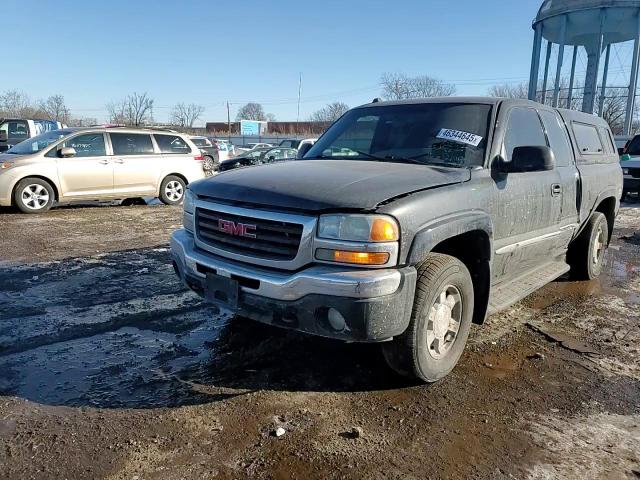 2004 GMC Sierra - Image 11