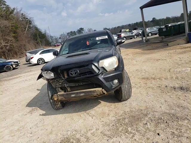 2015 Toyota Tacoma - Image 11