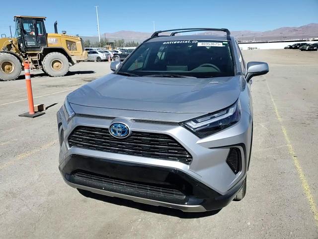 2024 Toyota RAV 4 - Image 12