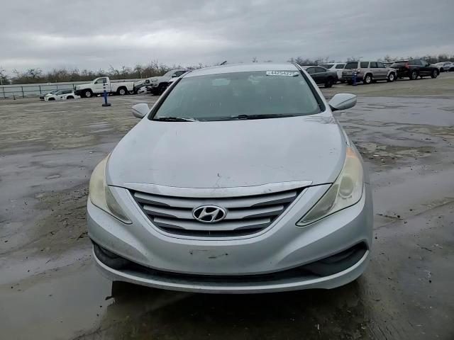 2014 Hyundai Sonata - Image 11